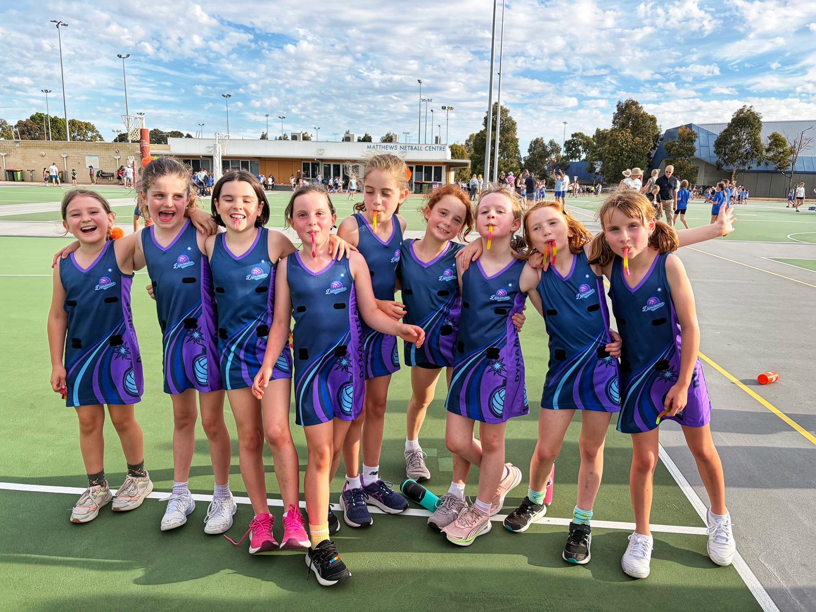 Dynamites players on court